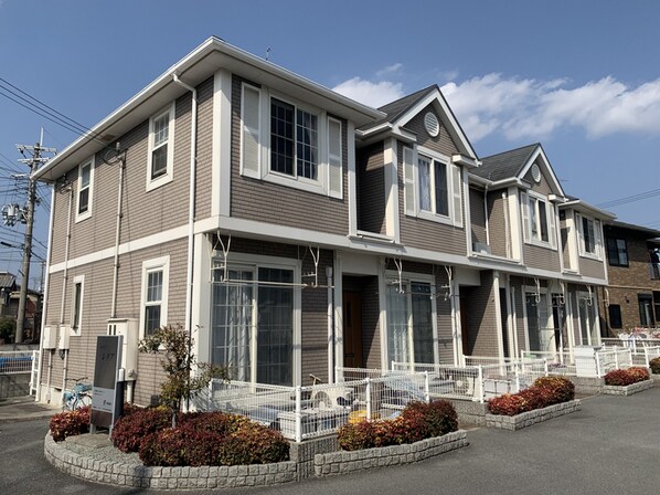 メゾン・レリアの物件外観写真